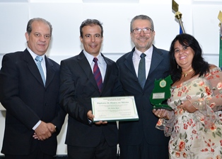 site Robson Azevedo José Umberto Vaz de Siqueira Nelson Rassi e Sheila Soares Ferro Lustosa Victor