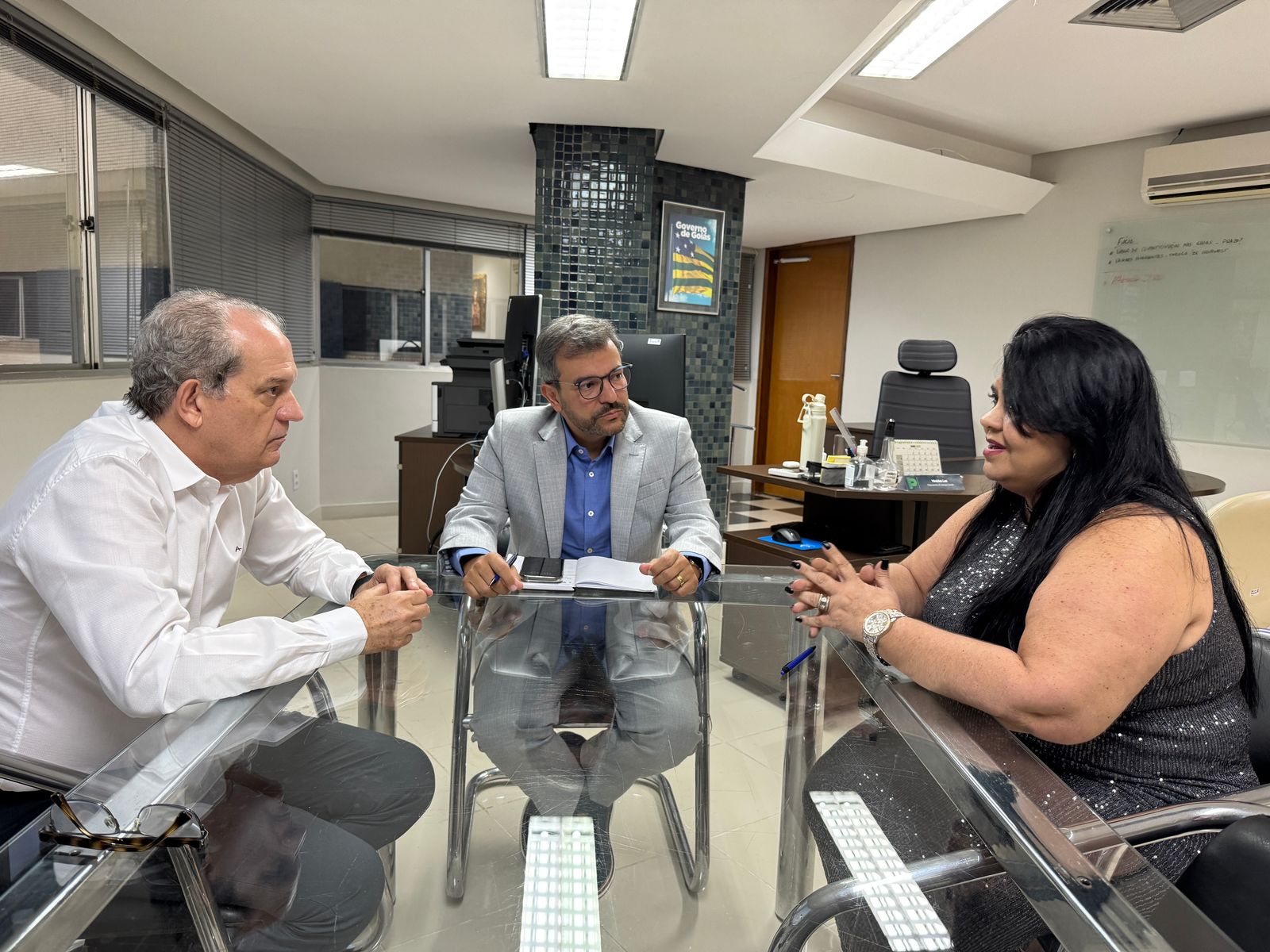 Presidente visita UPA Itaipu e orienta médicos a denunciarem agressões e assédios