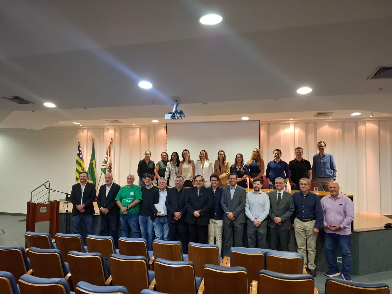 Cremego debate segurança do paciente com abordagem multidisciplinar