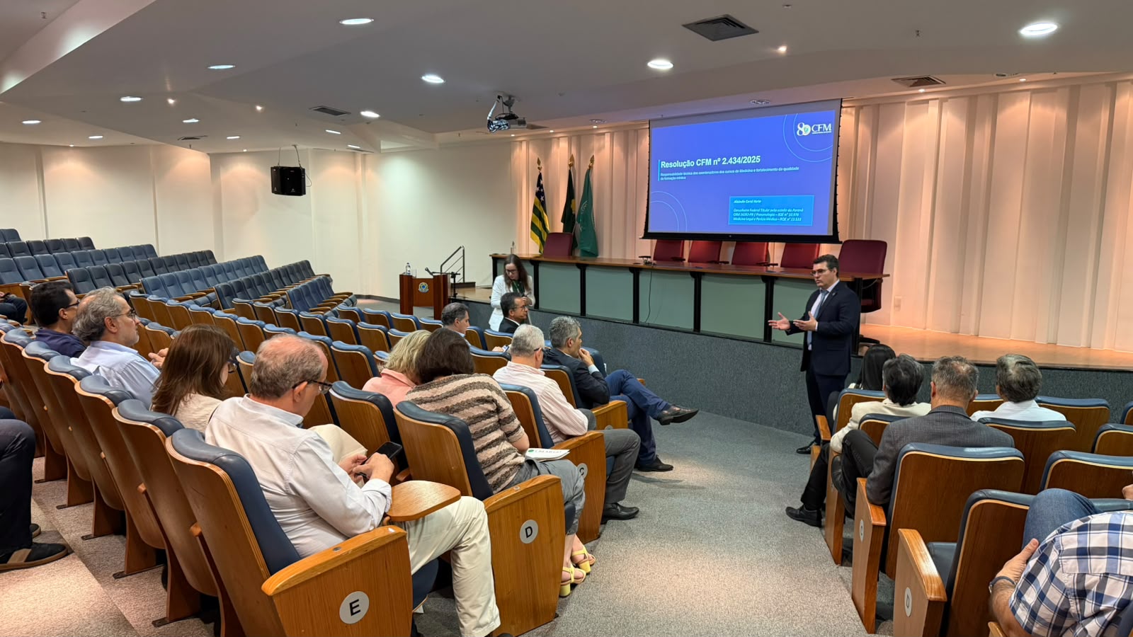 Em reuniões no Cremego, Divulga CFM debate o ensino médico